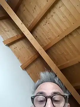 Ragno1968 online show from 04/12/26, 04:32