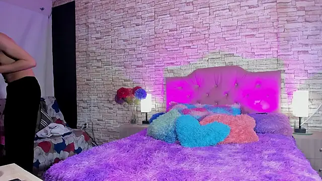 kitty queen10 online show from 10/18/25, 06:04