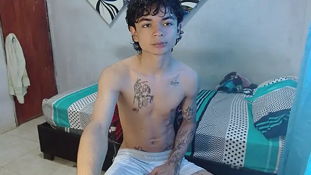 Snapshot of Lovebeng_ chatting on 02/21/26, 04:42 Lovebeng online show from 02/21/26, 04:42