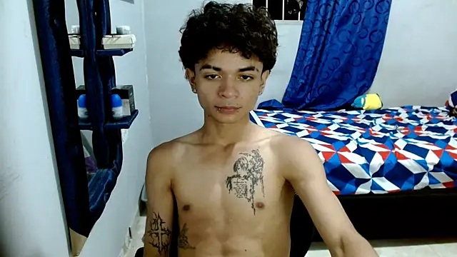 Snapshot of Lovebeng_ chatting on 02/27/25, 03:08 Lovebeng online show from 02/27/25, 03:08