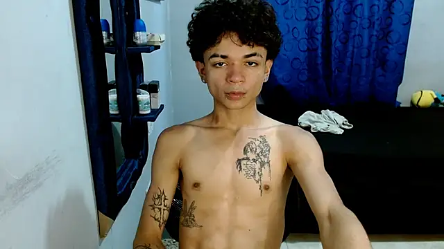 Snapshot of Lovebeng_ chatting on 03/09/25, 10:52 Lovebeng online show from 03/09/25, 10:52