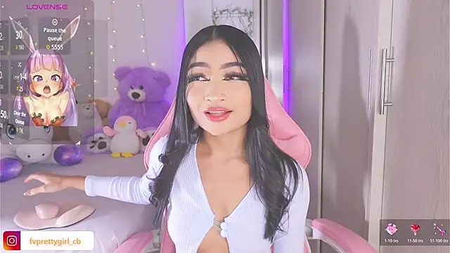 Snapshot of urfavprettygirl chatting on 11/25/25, 06:03 urfavprettygirl online show from 11/25/25, 06:03