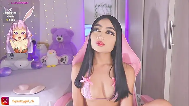 Snapshot of urfavprettygirl chatting on 11/19/25, 05:07 urfavprettygirl online show from 11/19/25, 05:07