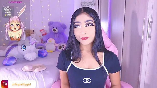 Snapshot of urfavprettygirl chatting on 07/11/26, 03:07 urfavprettygirl online show from 07/11/26, 03:07