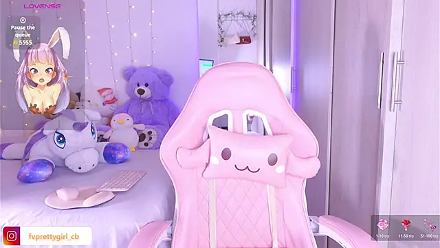 urfavprettygirl online show from 04/24/26, 08:00