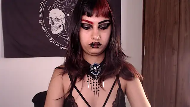 Little-Lucifer online show from 07/01/26, 05:35