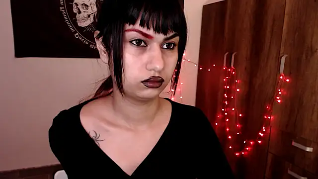 Little-Lucifer online show from 03/12/26, 09:41