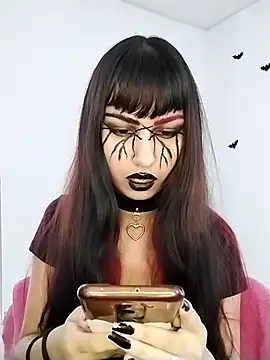 Snapshot of Little-Lucifer chatting on 09/24/25, 03:40 Little-Lucifer online show from 09/24/25, 03:40