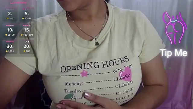 Snapshot of Preeti-Sexy chatting on 01/13/26, 05:55 Preeti-Sexy online show from 01/13/26, 05:55