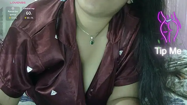 Snapshot of Preeti-Sexy chatting on 03/28/26, 05:47 Preeti-Sexy online show from 03/28/26, 05:47