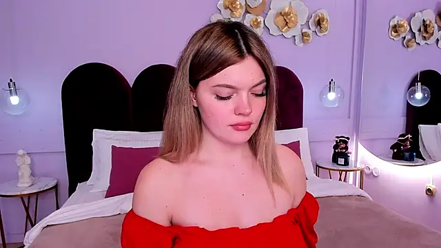 ZaraBloom online show from 03/19/25, 10:42