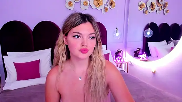 ZaraBloom online show from 11/28/25, 03:17