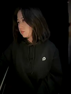 Snapshot of JoyFulLicss chatting on 10/06/25, 01:07 JoyFulLicss online show from 10/06/25, 01:07