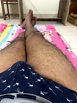 Snapshot of nangakings chatting on 11/15/25, 05:06 nangakings online show from 11/15/25, 05:06