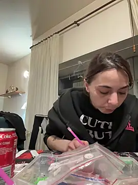 kattleya1407 online show from 04/04/26, 02:51