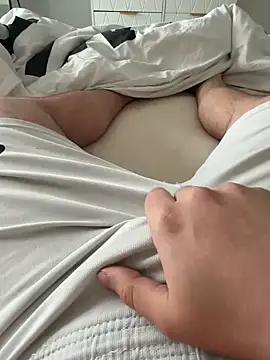 tiou72 online show from 04/12/26, 08:28