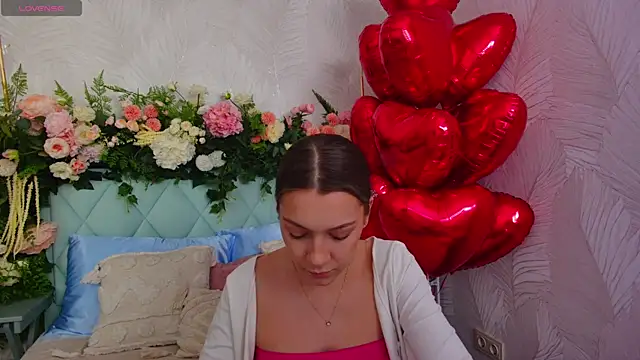 Snapshot of AliceBrayan chatting on 02/05/26, 05:09 AliceBrayan online show from 02/05/26, 05:09