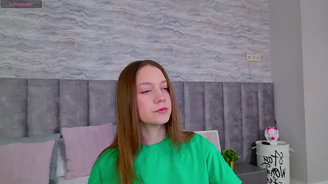 AliceBrayan online show from 03/21/25, 05:11