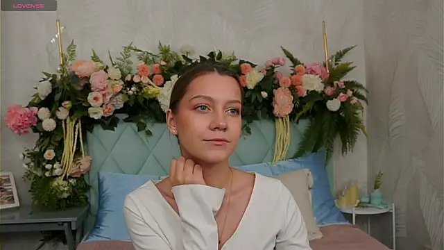 AliceBrayan online show from 03/09/26, 05:05