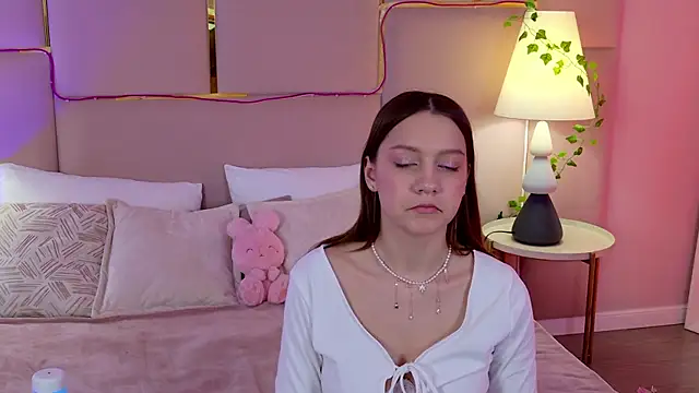 AliceBrayan online show from 02/24/25, 11:32