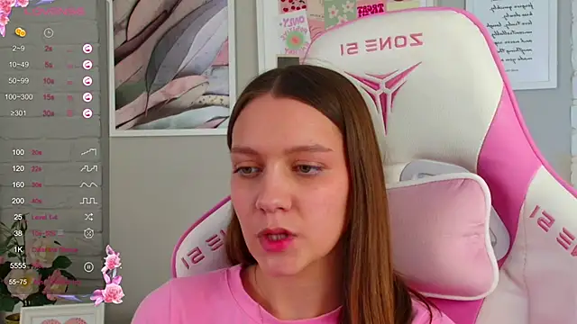 AliceBrayan online show from 03/06/25, 03:35