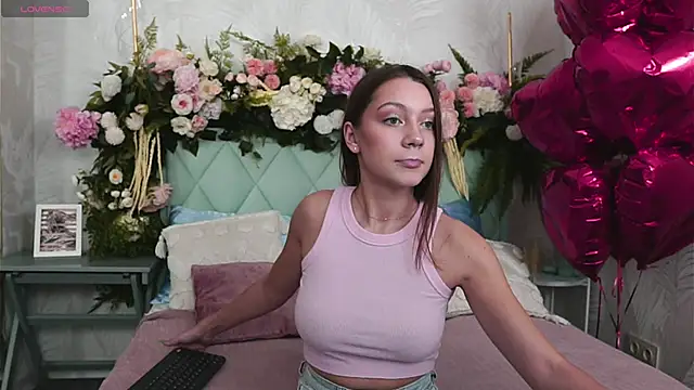 Snapshot of AliceBrayan chatting on 02/19/26, 05:21 AliceBrayan online show from 02/19/26, 05:21