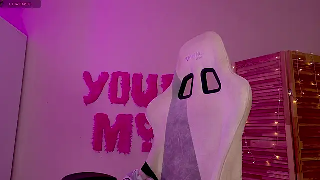 Miss Mia Murr online show from 02/12/26, 04:45