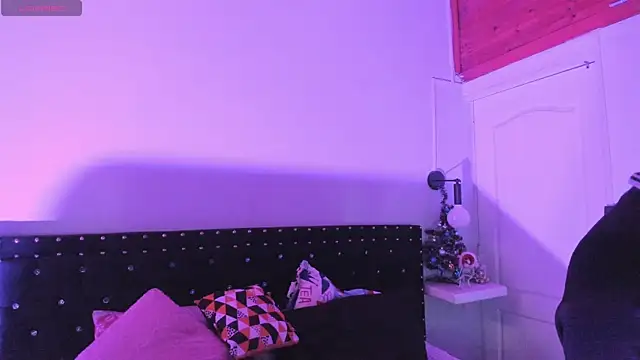 Ghosty Doll online show from 12/16/25, 08:24