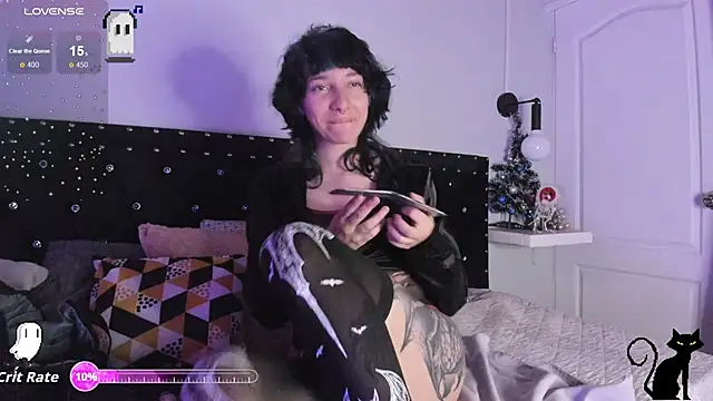 Ghosty Doll online show from 12/17/25, 08:36