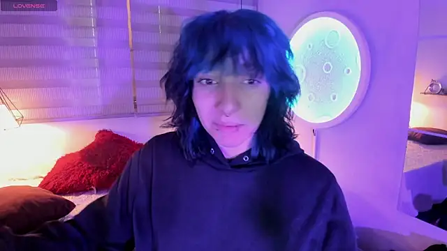 Ghosty Doll online show from 04/21/26, 08:26
