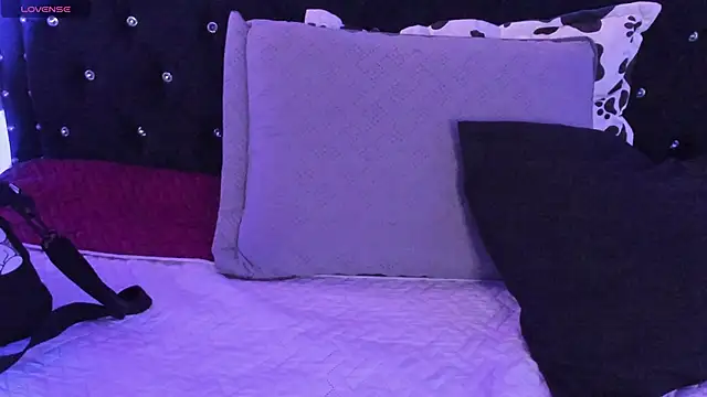 Ghosty Doll online show from 11/20/25, 02:07