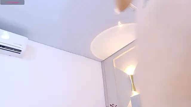 Snapshot of april_rousse chatting on 10/09/25, 12:28 april rousse online show from 10/09/25, 12:28