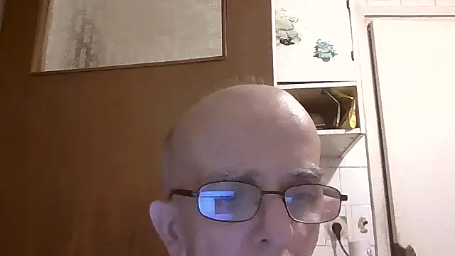 Snapshot of mariusica1@xh chatting on 07/09/26, 07:24 mariusica1xh online show from 07/09/26, 07:24