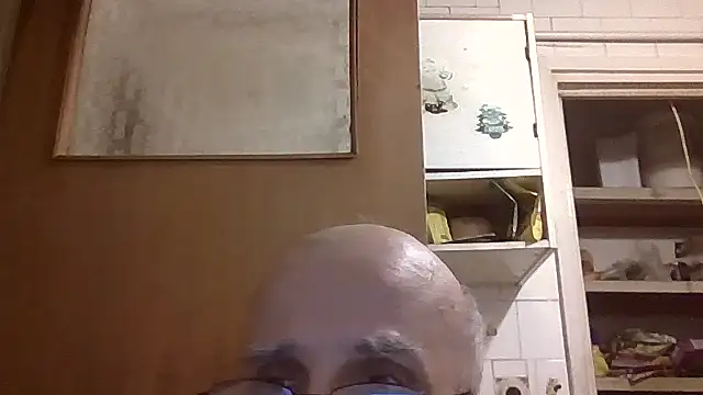 Snapshot of mariusica1@xh chatting on 07/07/26, 10:24 mariusica1xh online show from 07/07/26, 10:24