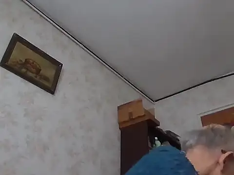 mariusica1xh online show from 10/31/25, 10:23