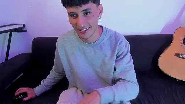 Henrikk senn online show from 03/24/26, 09:53