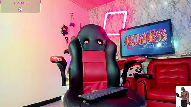 nicol gill  online show from 04/08/26, 11:12