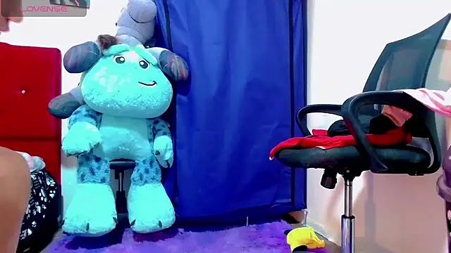 nicol gill  online show from 01/24/25, 11:26