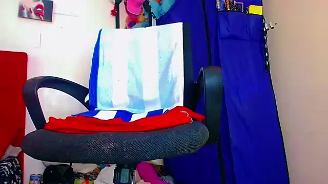 nicol gill  online show from 02/07/25, 12:50