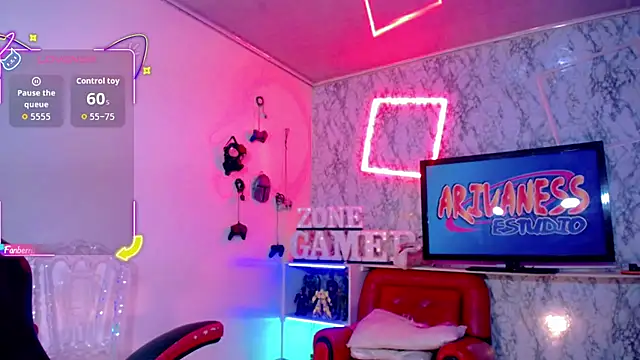 Snapshot of nicol_gill_ chatting on 05/27/26, 11:28 nicol gill online show from 05/27/26, 11:28