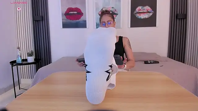 Angela donnato online show from 03/27/26, 03:59