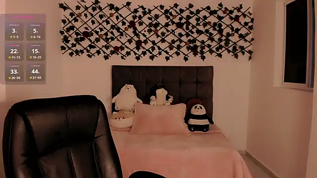 Lilith Miller21 online show from 11/01/25, 07:19