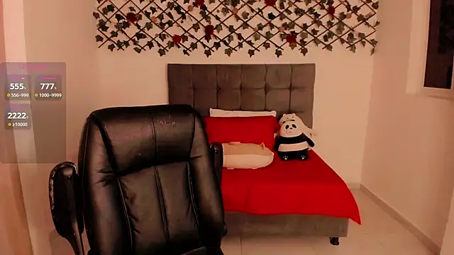 Lilith Miller21 online show from 11/15/25, 07:40