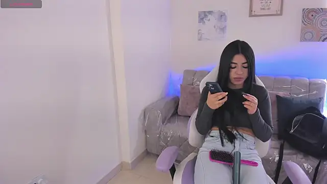 Charlotte cowell sub1  online show from 12/02/25, 03:36