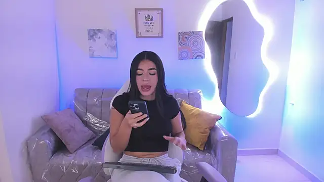 Charlotte cowell sub1  online show from 01/08/26, 05:30