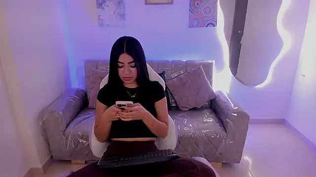 Snapshot of Charlotte_cowell_sub1_ chatting on 09/08/25, 04:50 Charlotte cowell sub1 online show from 09/08/25, 04:50