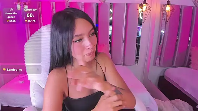 sophie ws online show from 12/10/24, 04:56