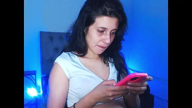 bellatrix25 online show from 03/31/26, 04:20