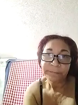 Snapshot of CafeCaliente69 chatting on 01/21/25, 05:30 CafeCaliente69 online show from 01/21/25, 05:30