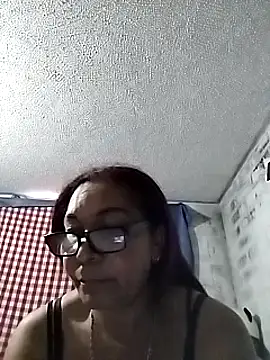 Snapshot of CafeCaliente69 chatting on 01/21/25, 10:08 CafeCaliente69 online show from 01/21/25, 10:08